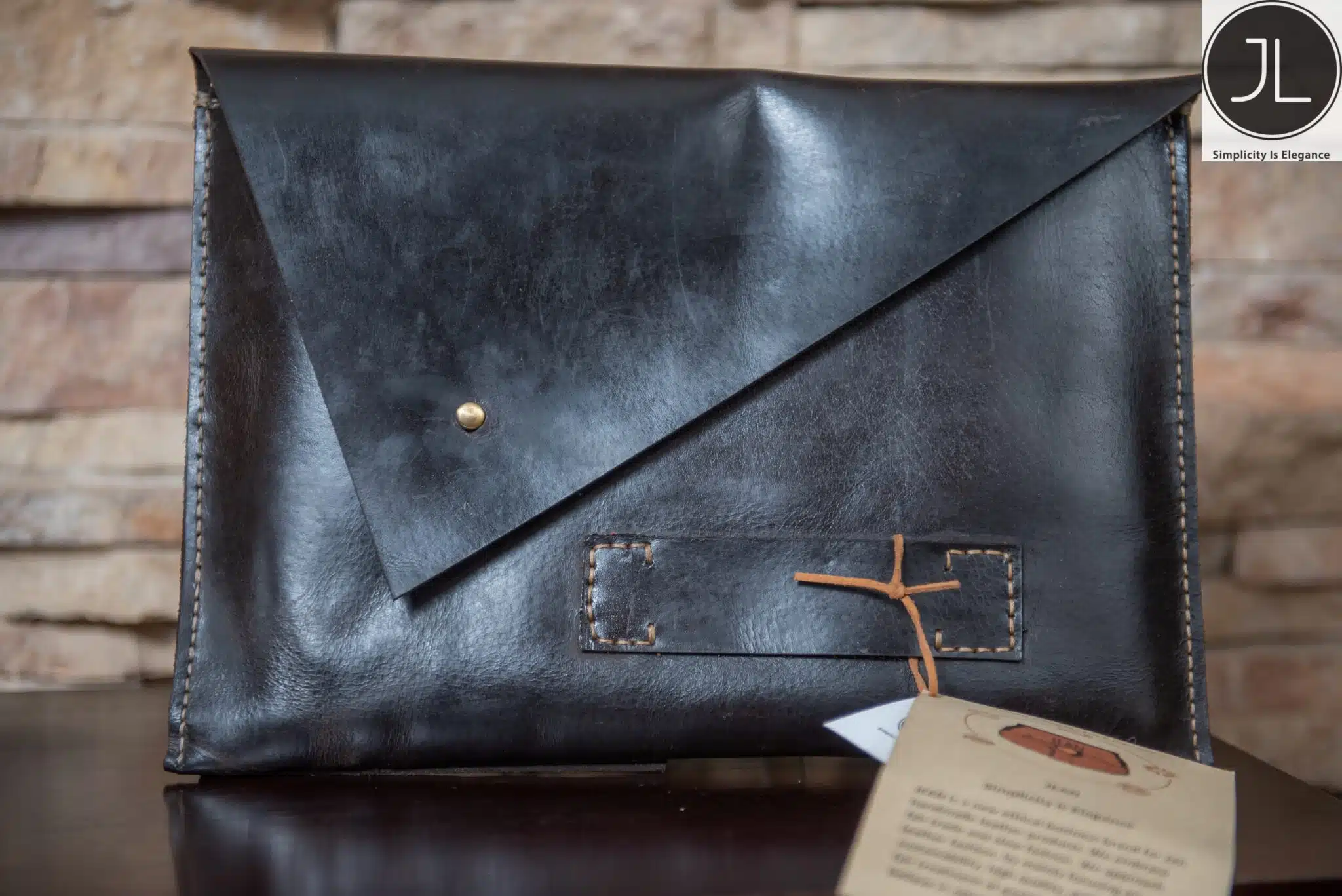 Handmade Leather Laptop Sleeve 11 010 image DSC 9915.scale 400 6016 4016 scaled