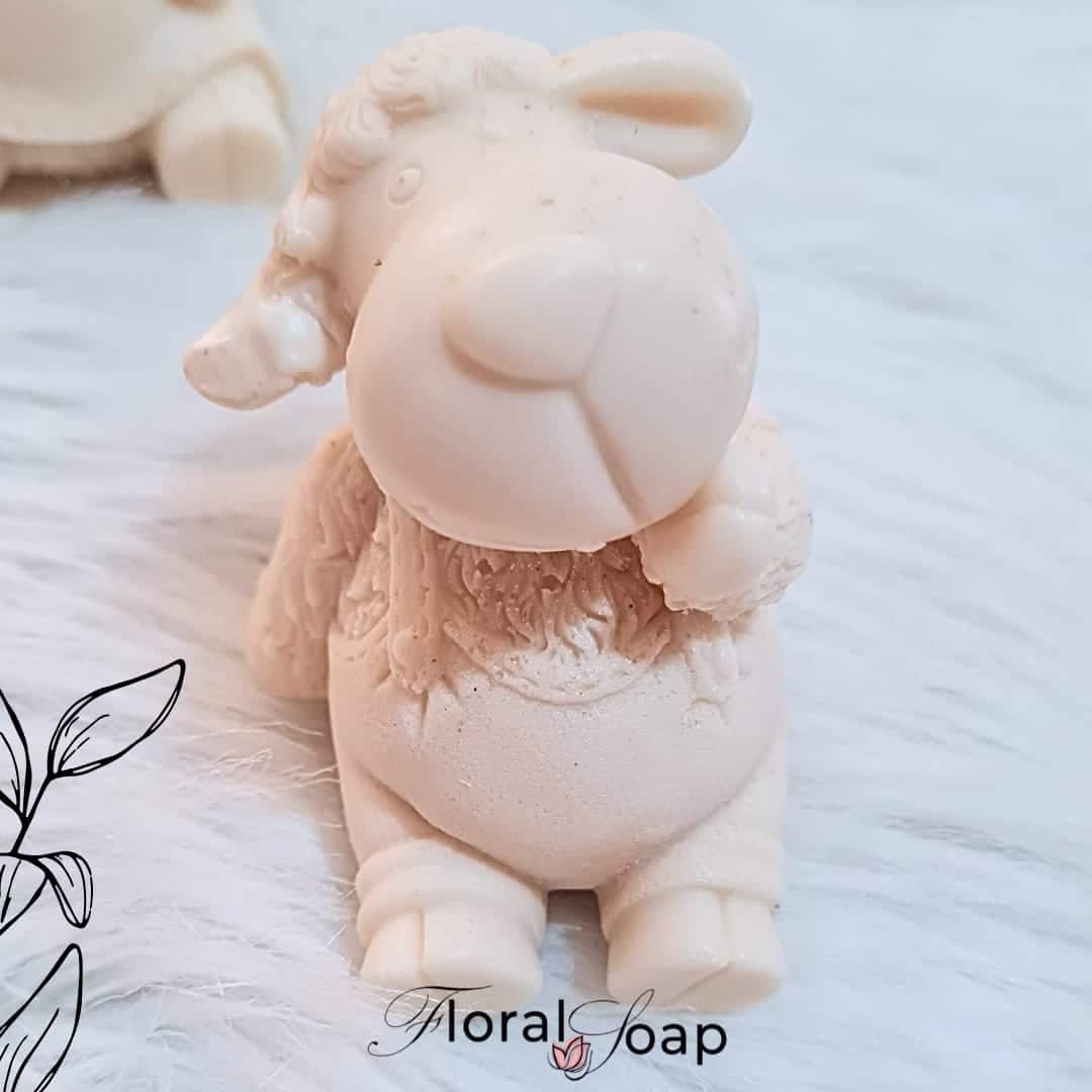 Happy Mama and Papa Sheep Soap 3 0257cf1c a018 4b21 b38e b2d328194ffb