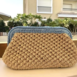 Dreamy colors clutch