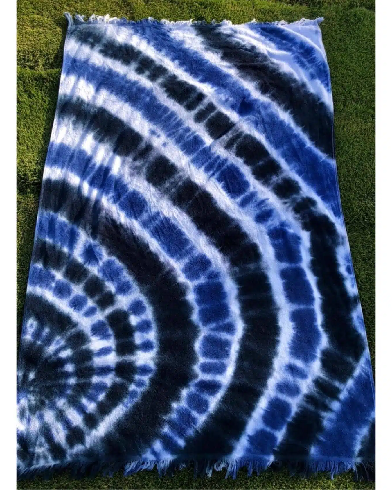 Beach towel 2 061E5819 BCCF 484E 9A1C 2BFDB0773C85