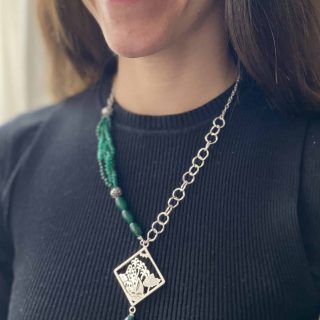 Falahy pendant necklace with stones