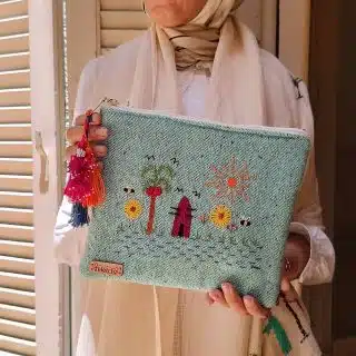 كلاتش دك تطريز ريفي