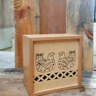 علبة شاي تفريغ حمامة .