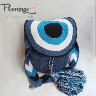 Mochila bag with a flap