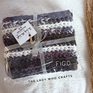 Unisex chunky infinity scarf 🖤 with name