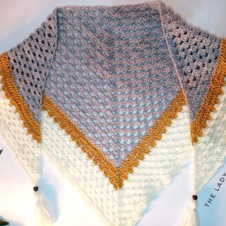 Cochet shawl / scarf with gloves set