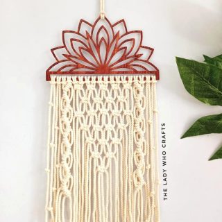 Half flower macrame wall hanging ✨