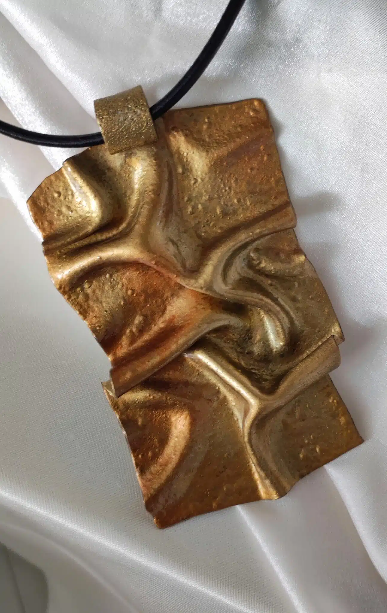 Golden silk 1 Golden silk