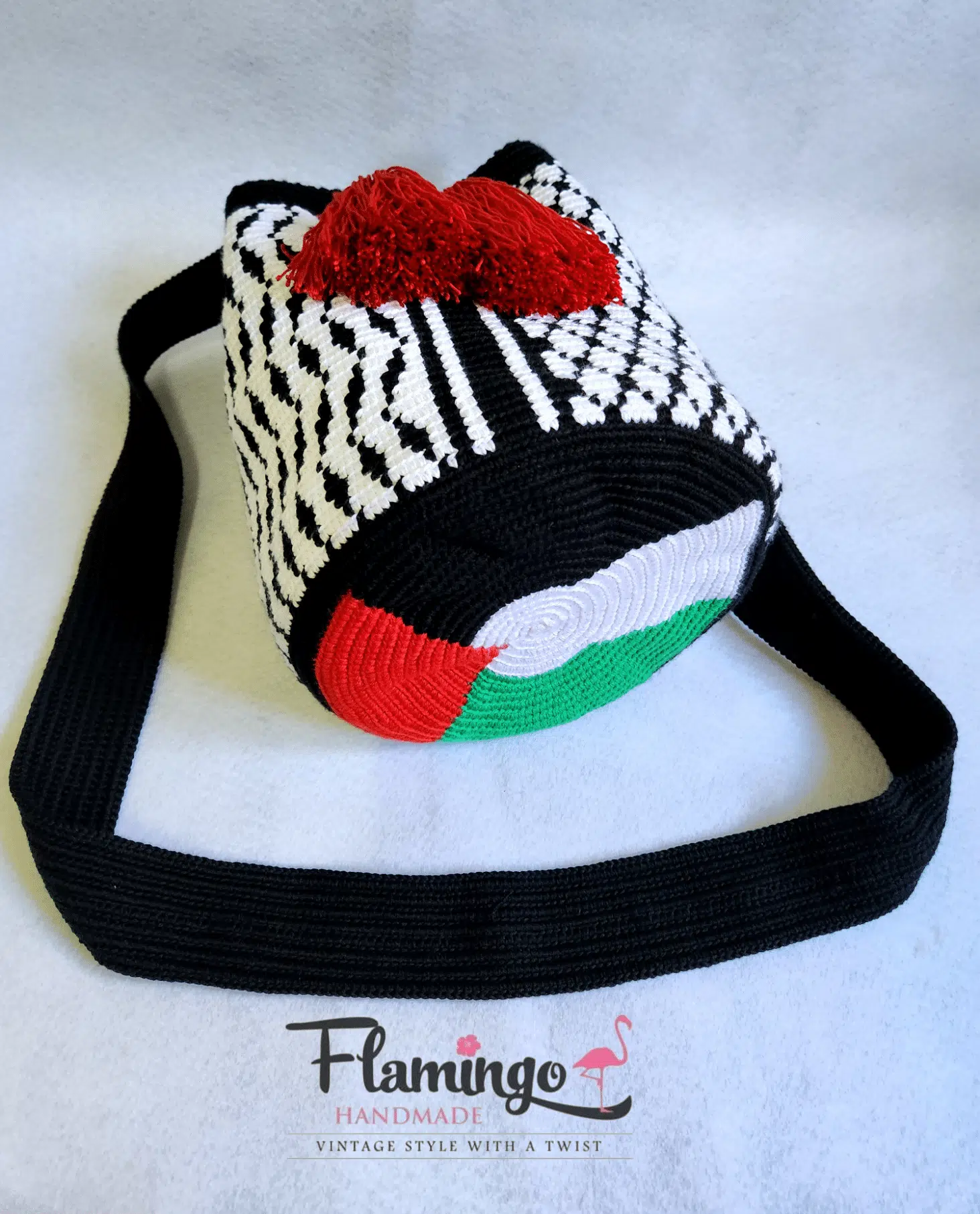 شنطه كروس برسمة الكوفيه الفلسطينية 3 1706097043455