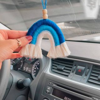 Macramé for cars medal