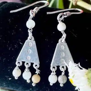 Silver earring with amazonite beads