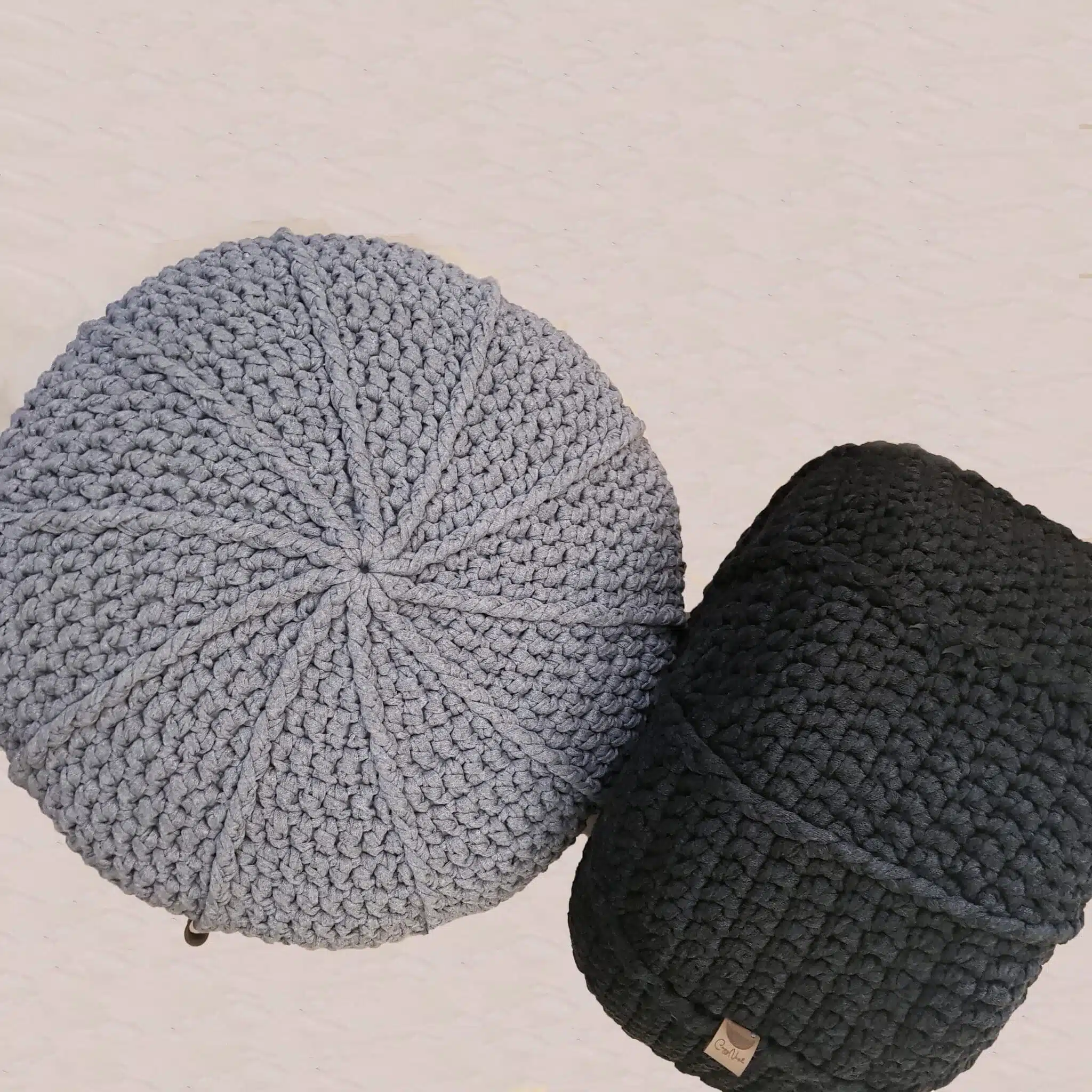 Rays Pouf 1 Rays Pouf