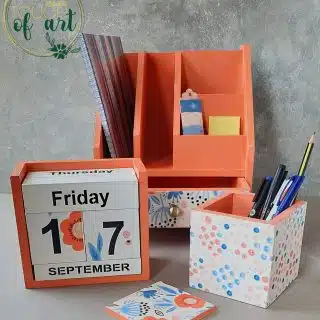 Peach desk organizer set with calender