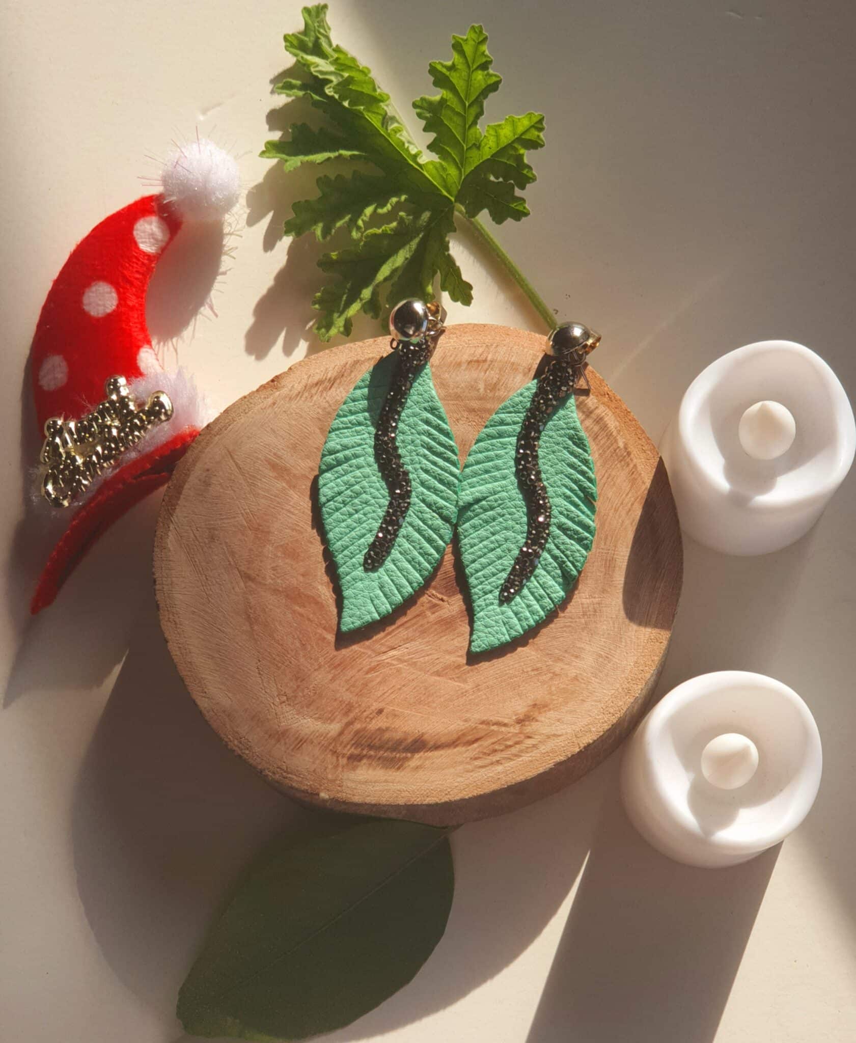 Leather earring 1 Leather earring