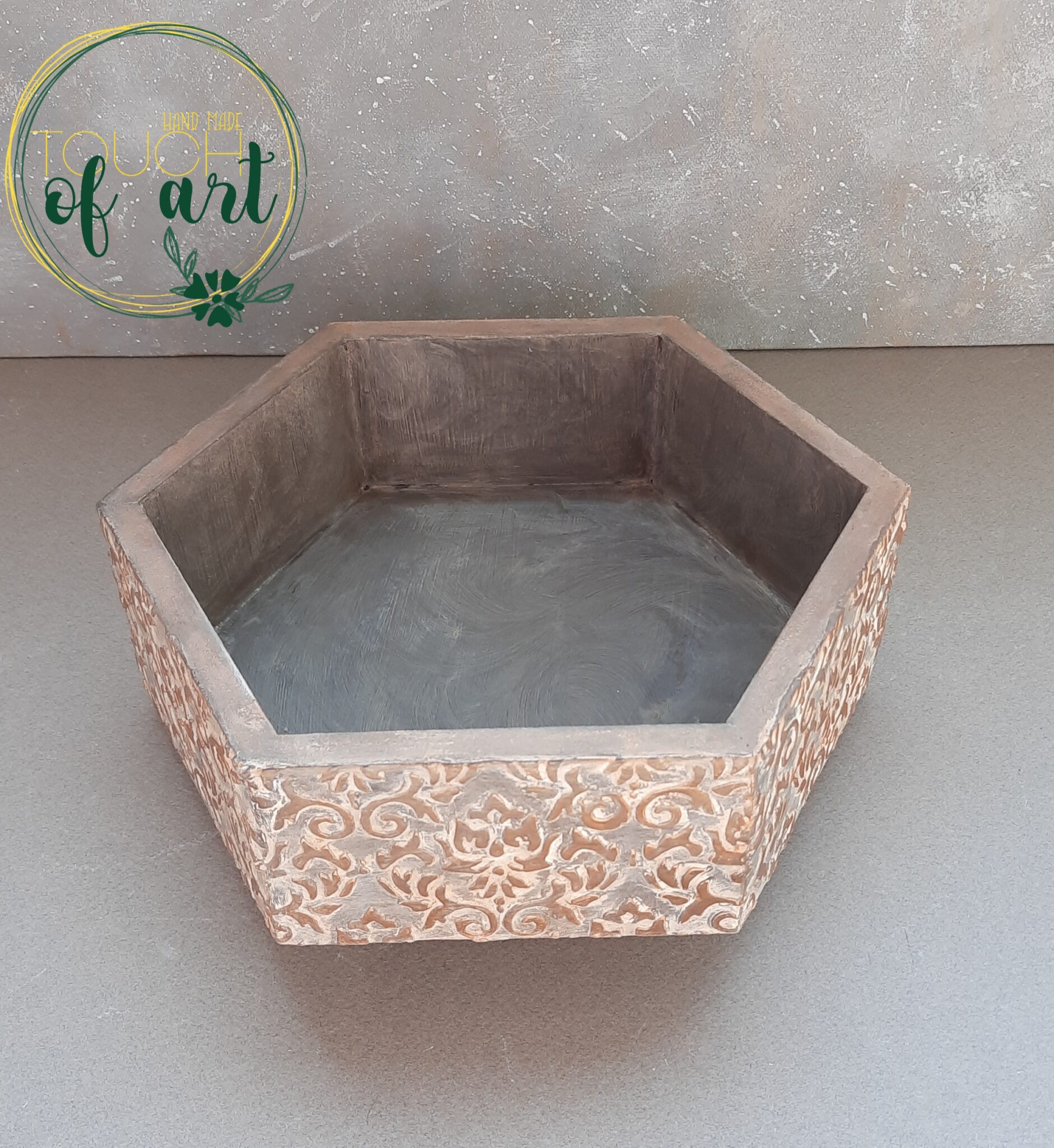 Vintage bread plate 2 20220307 095455 scaled