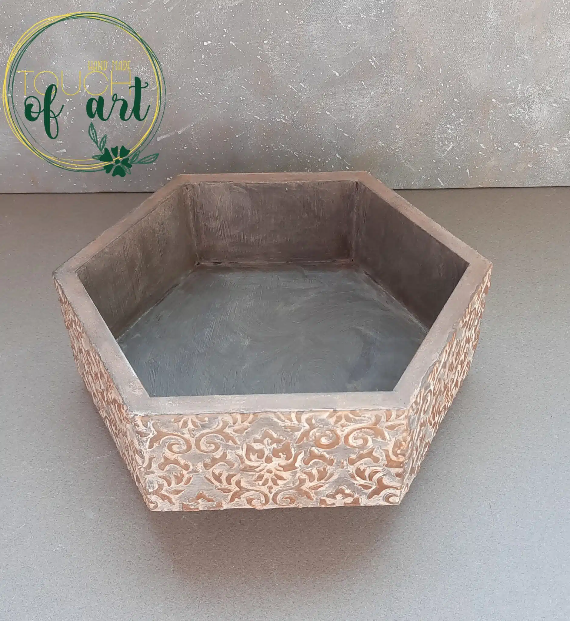 Vintage bread plate 2 20220307 095455 scaled