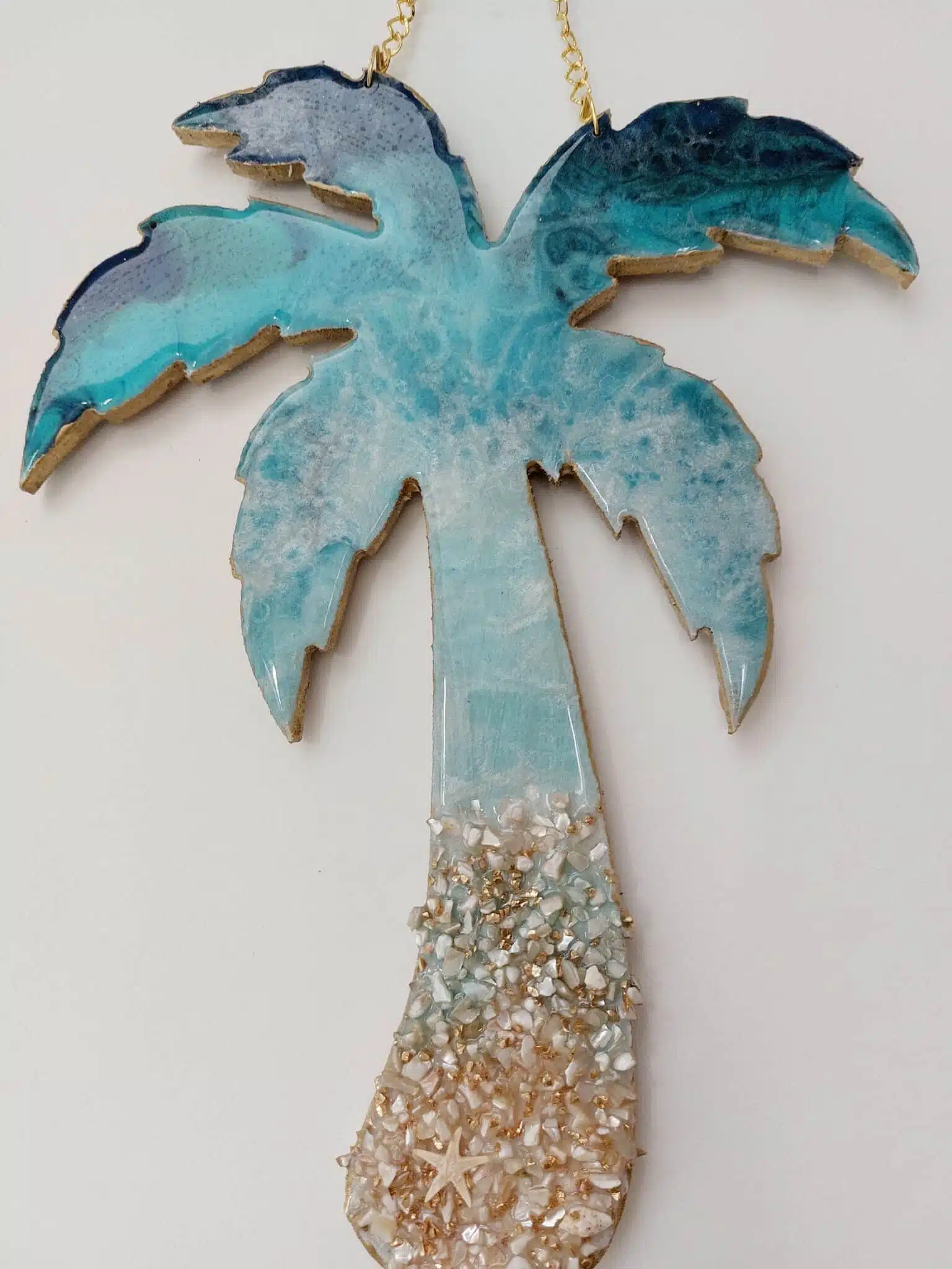 Resin Palm Wall Hanging 30x20 cm 2 20220608 124721 scaled