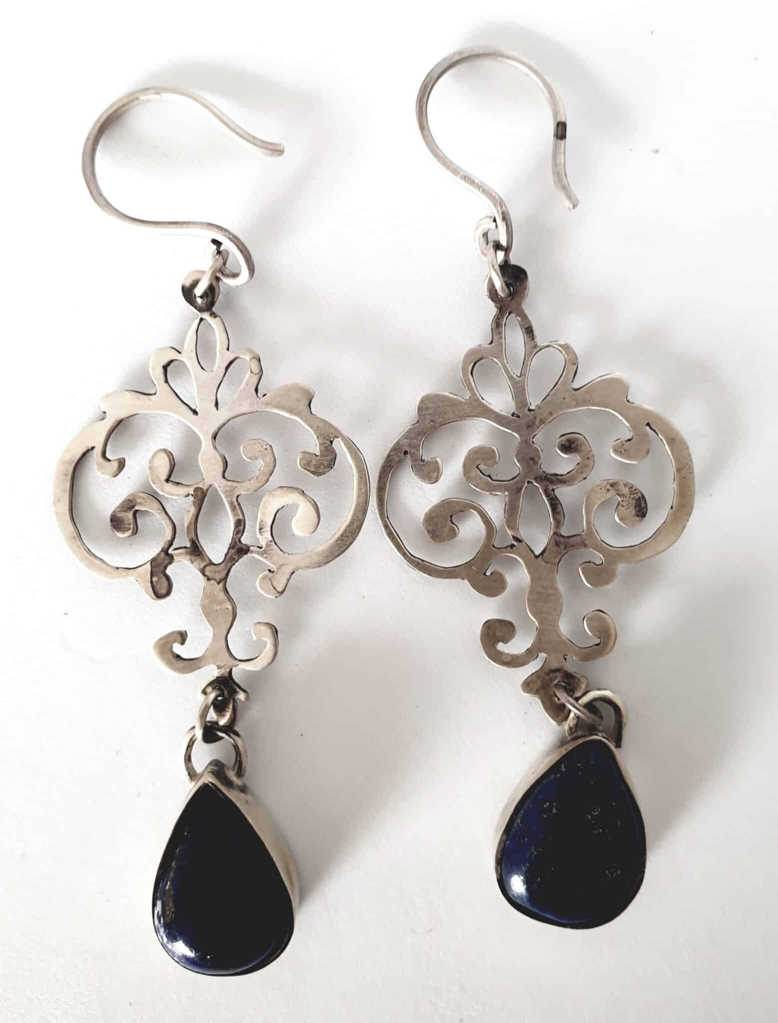 Folkloric sterling silver earring with teardrop lapis lazuli 2 20221102 095311 scaled