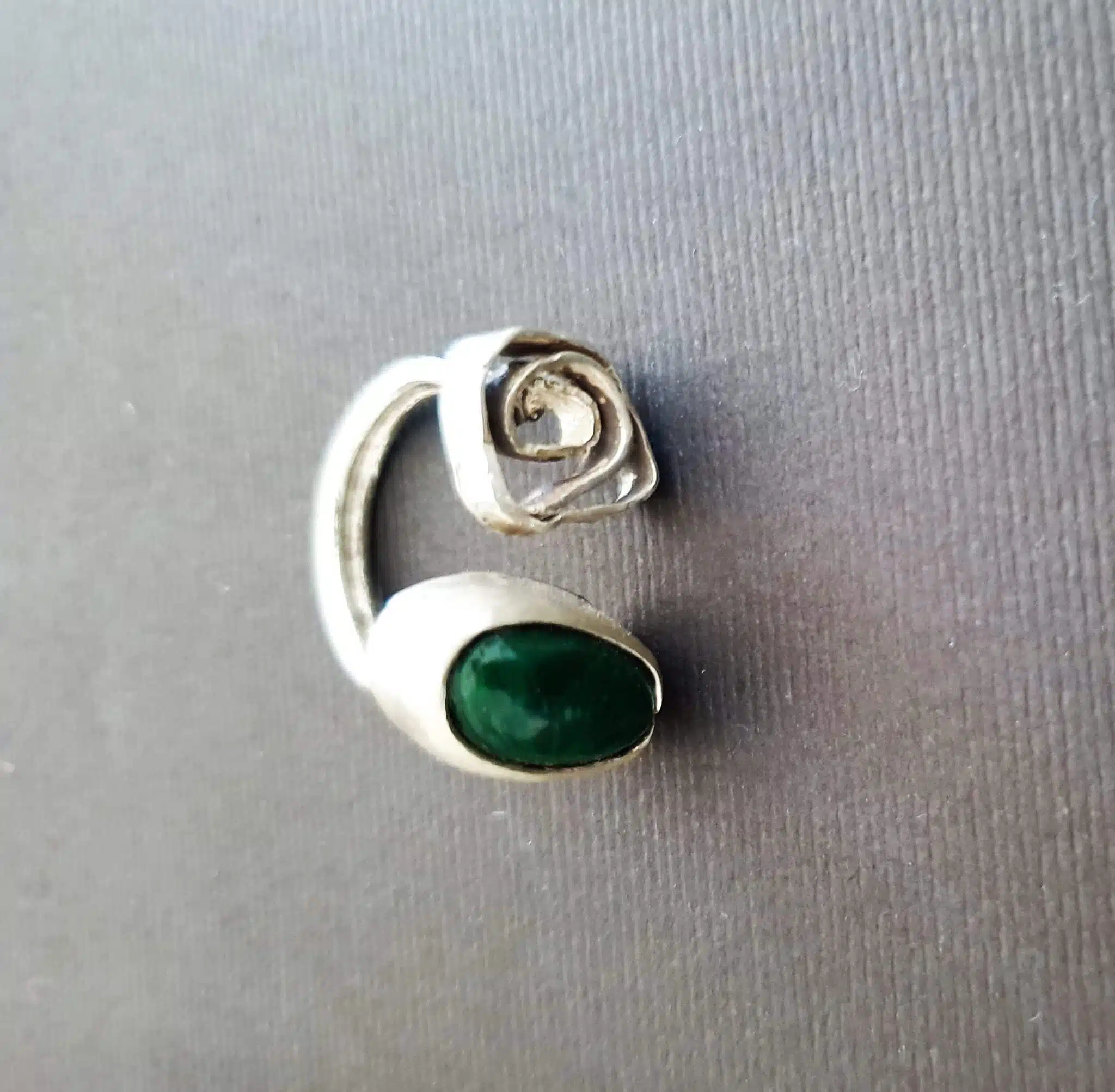 Two ended ring with cabochon and flower 4 20221229 102722 edited scaled