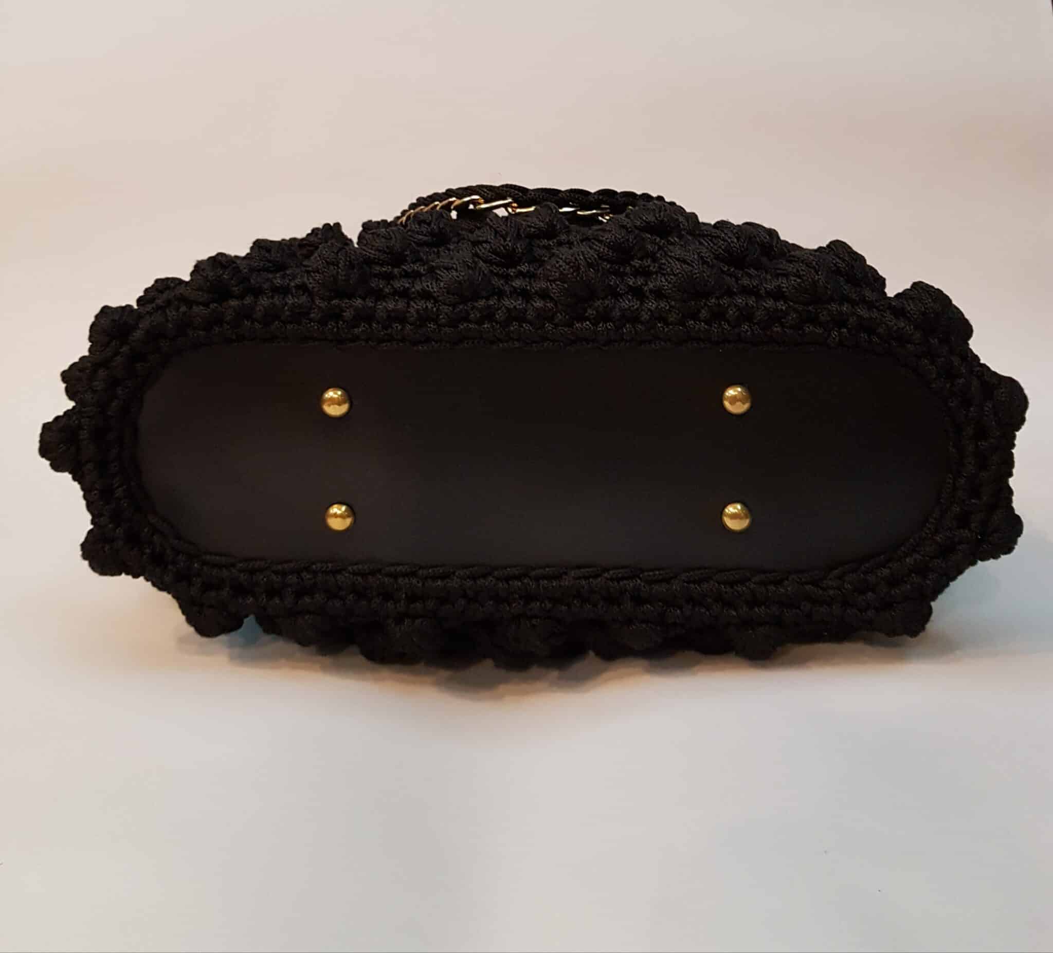 Ladies bubbles design 5 20230324 011043 scaled