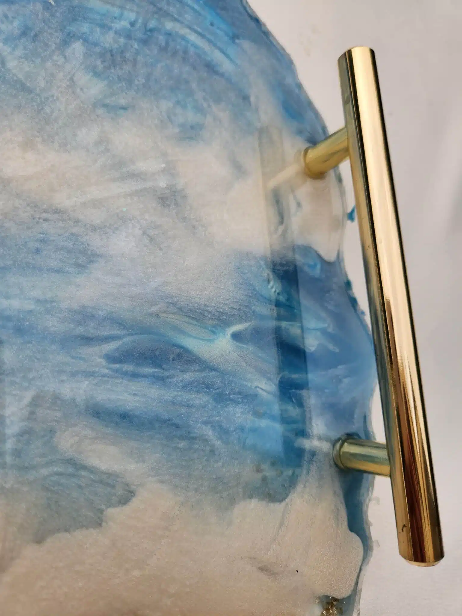 Seascape light blue round resin tray without coasters 2 20230511 165441 scaled