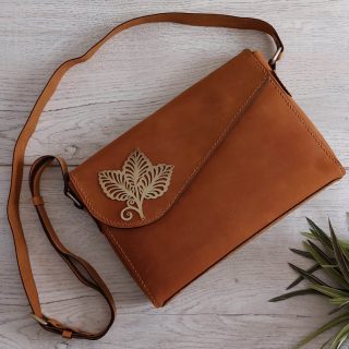 Natural leather bag