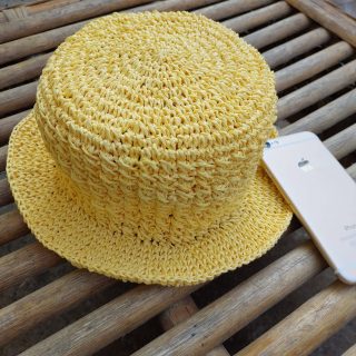 Raffia hat