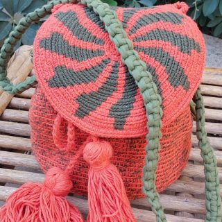 Tapestry crochet mochila bag 11