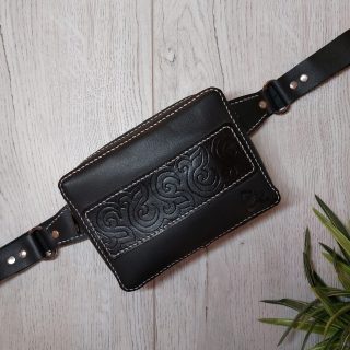 Natural leather bag
