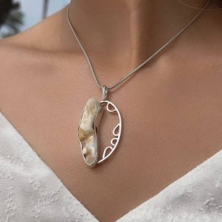 Handmade Sterling Silver Pendant Fossilized seashell (code 443)