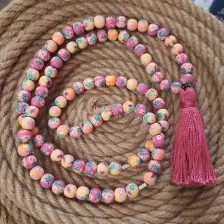 سبحه ٩٩ من الطمي الهندي الملون مقاس ١٠ مل