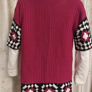 Crochet pullover