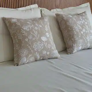 White flowers cushion cover