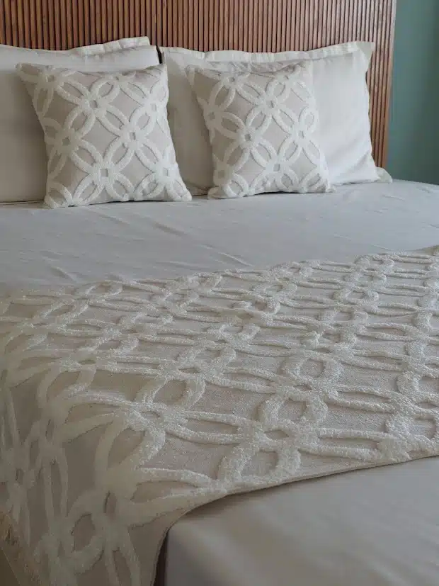 Royal White Bed Runner 1 Machineembroidered bed runner