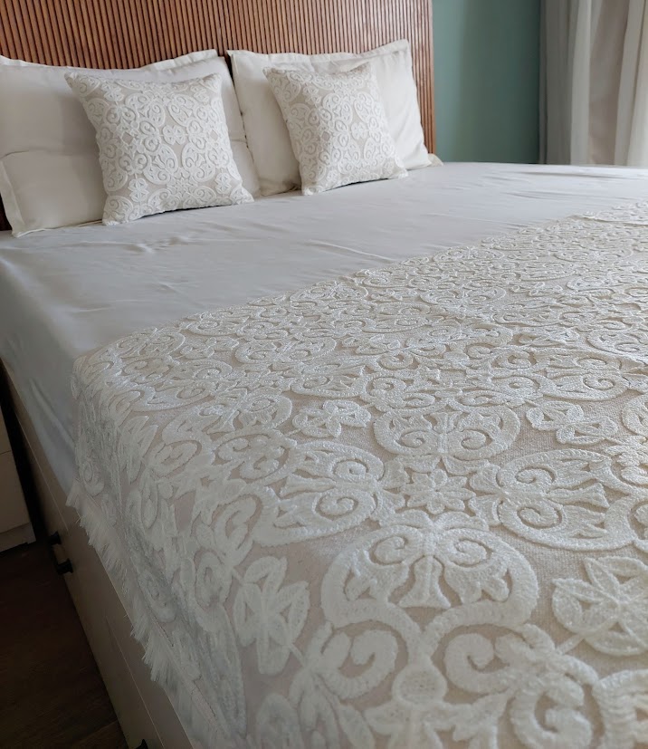 White Arabesque Bed Runner 1 White Arabesque Bed Runner