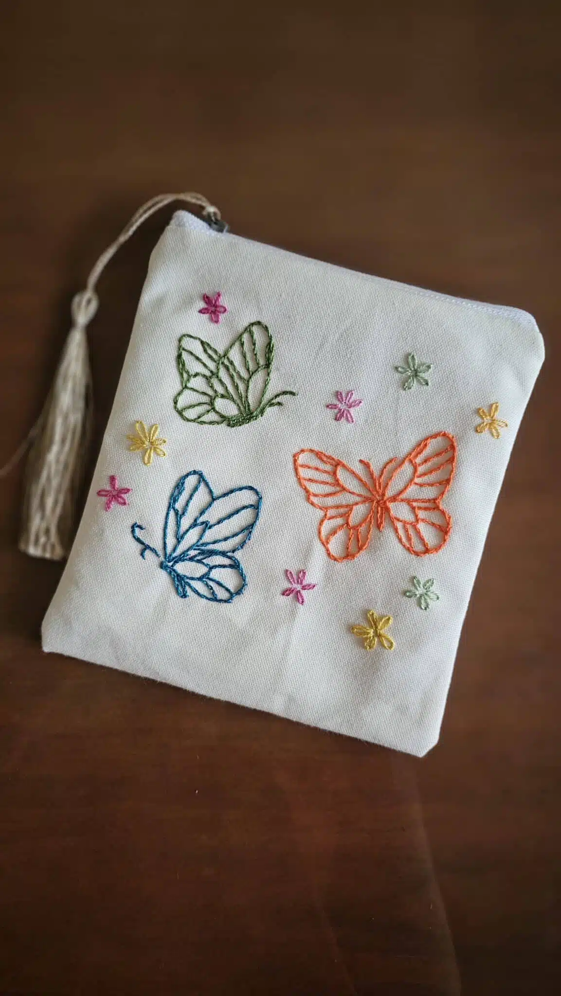 Floral Hand-embroideredPouch 1 Floral Hand-embroideredPouch