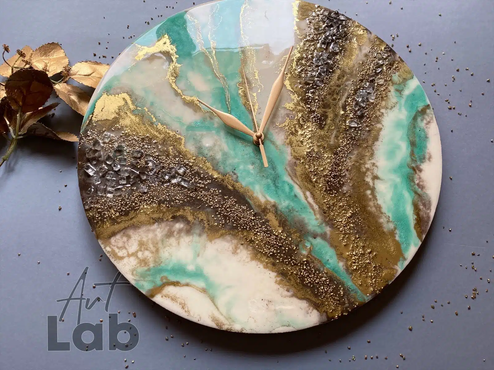 Resin wall clock 1 Resin wall clock