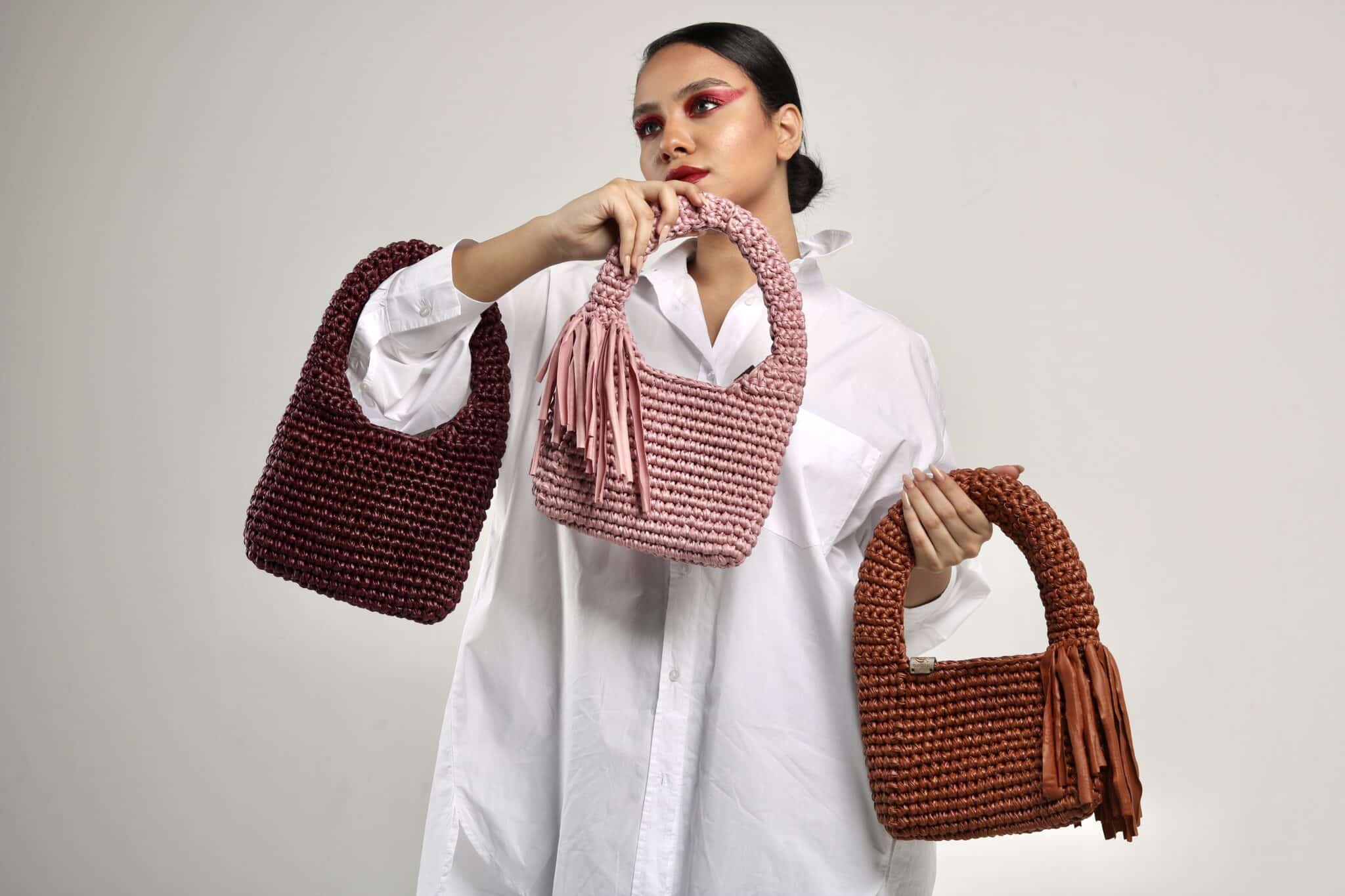 The IRIS BAG 1 The IRIS BAG