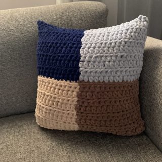 Velvet Four Cushion
