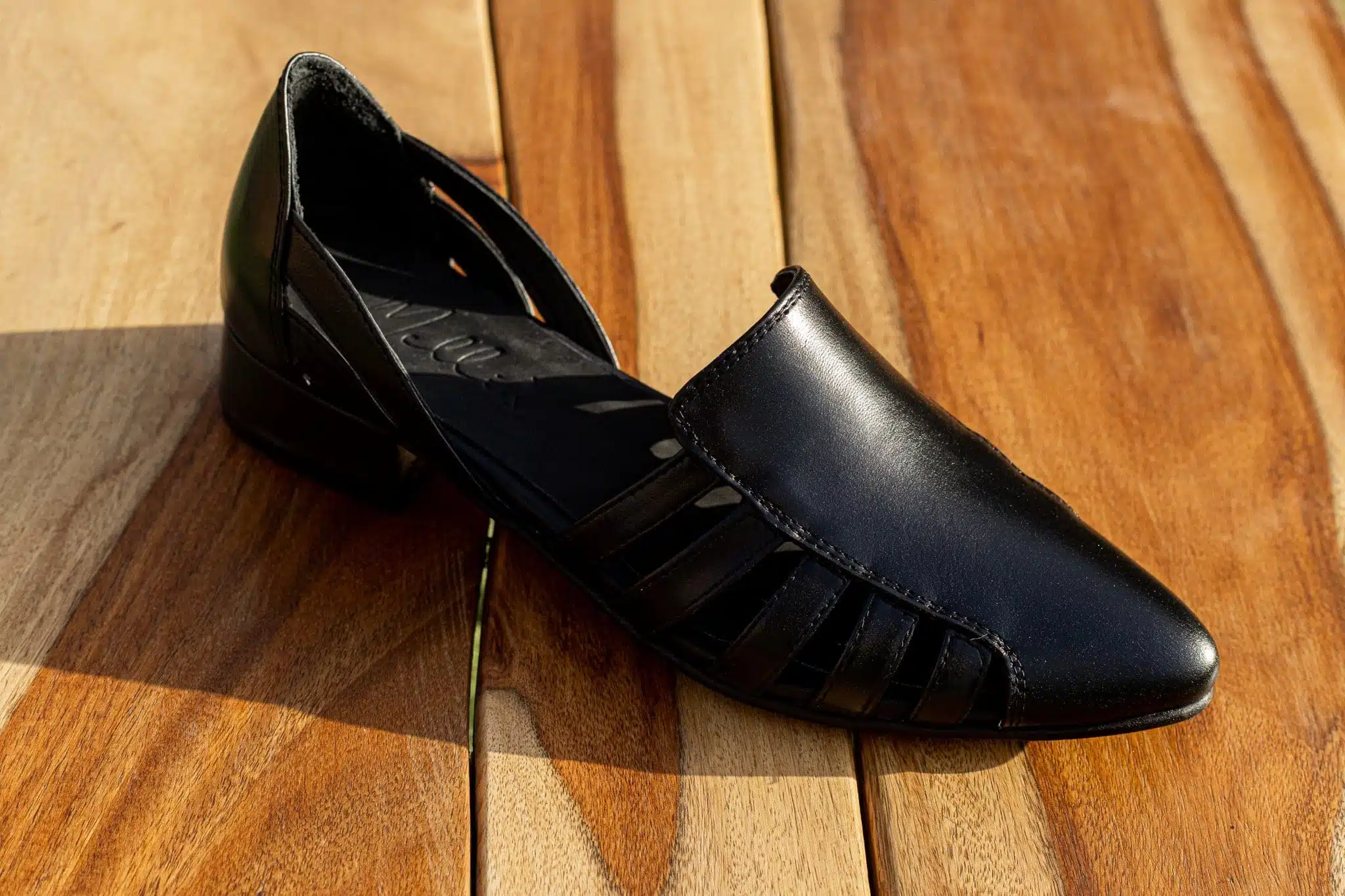 Black Strap sandals 2 2F4DB653 2A38 4DA5 9583 B1627B84F4BF scaled