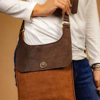 Matching colours cross bag