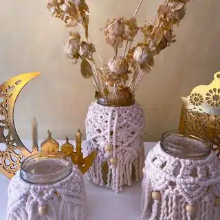 Set of 3 macrame jars with electronic candles