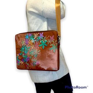 just Flower laptop Bag