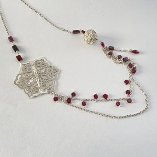 Islamic flower necklace