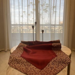 Classic Satin runner