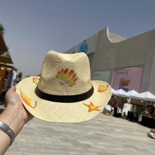 Seashells colored hat