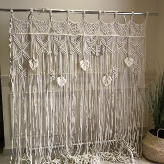 Freedom macramé curtain
