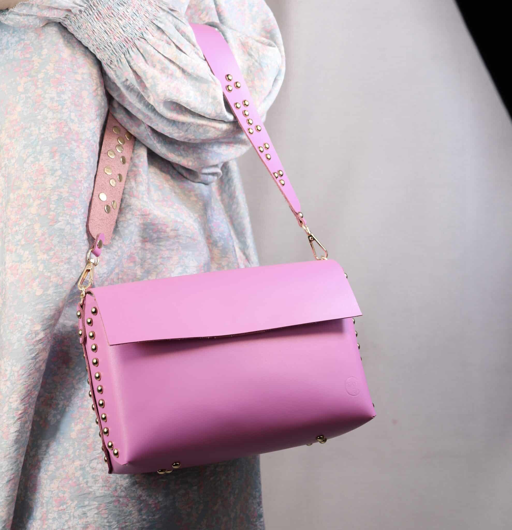 Shoulder & crossbody Bag 3 8F459265 9512 40A1 9C2E A6E63AC79014 scaled