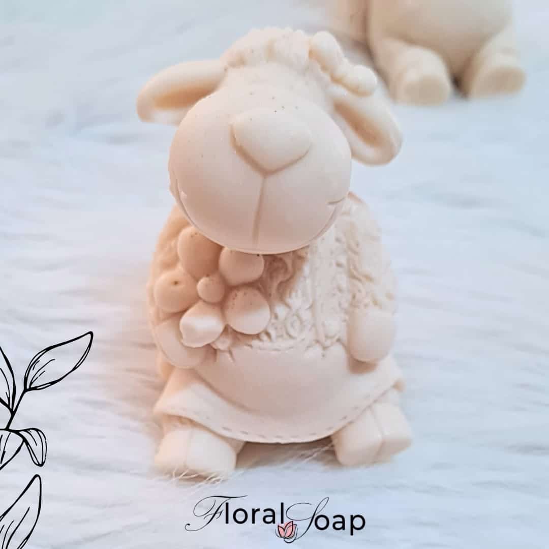 Happy Mama and Papa Sheep Soap 4 8a8836c9 dc0f 465d ba8a 621186a280a0
