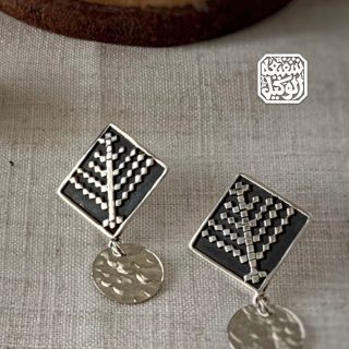 Tally earrings